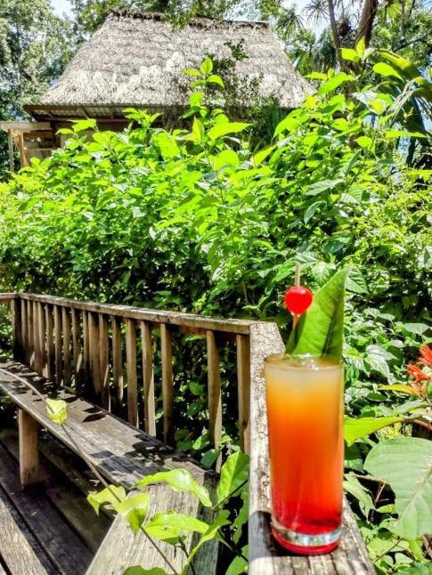 Hotel Jaguar Inn Tikal Ngoại thất bức ảnh